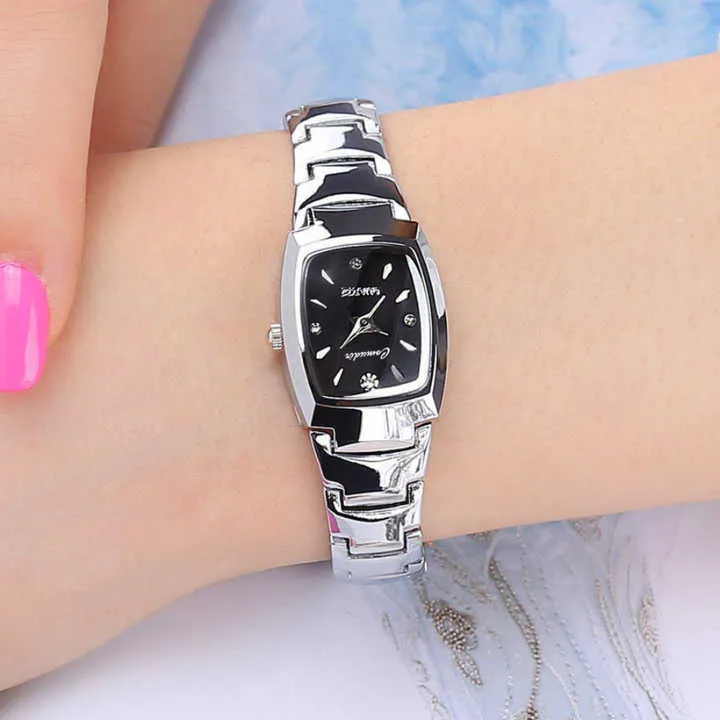 ساعة يد نسائية فاخرة جديدة وعصرية  - New Trendy Alloy Women's Luxury