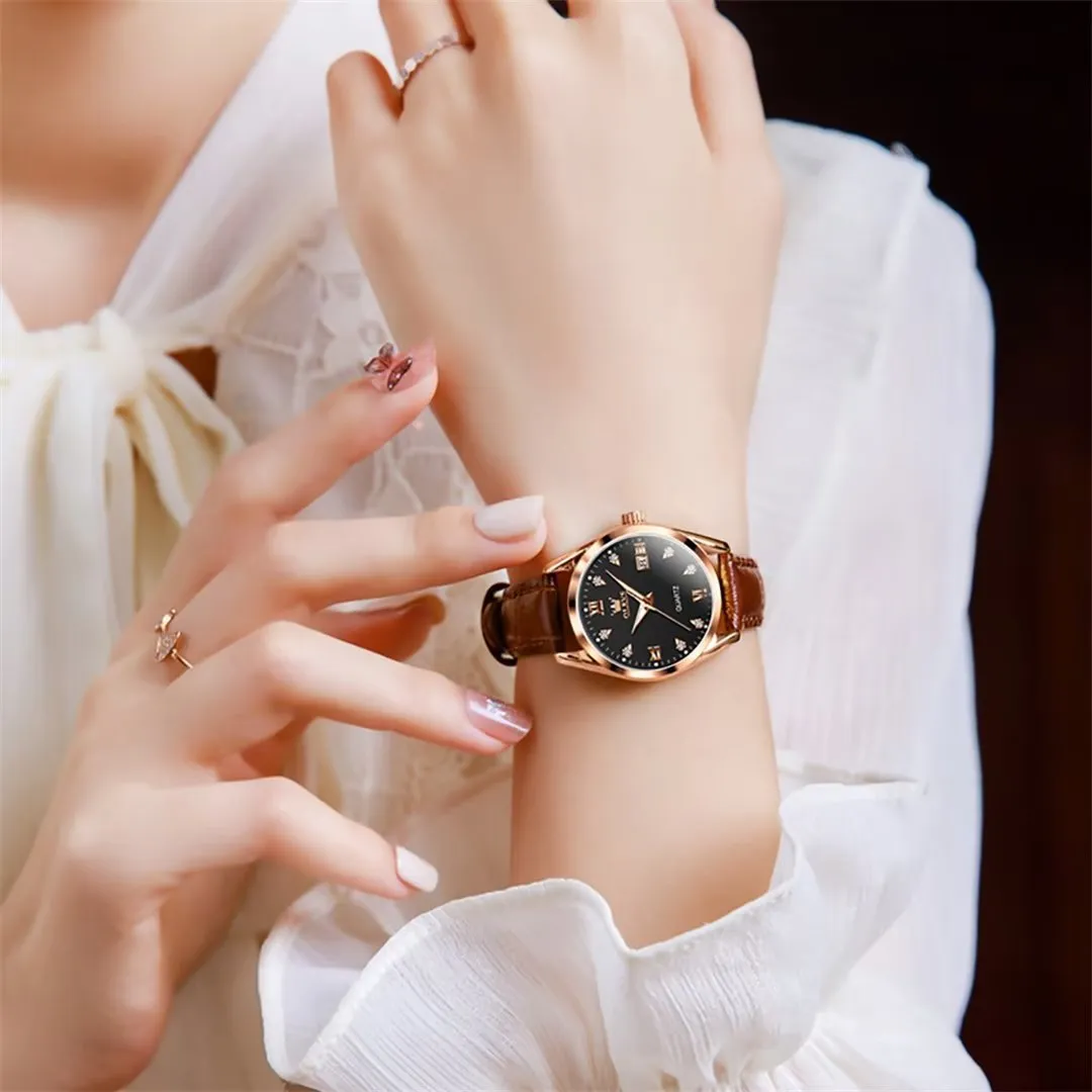 Lavish Leather Women's Timepiece