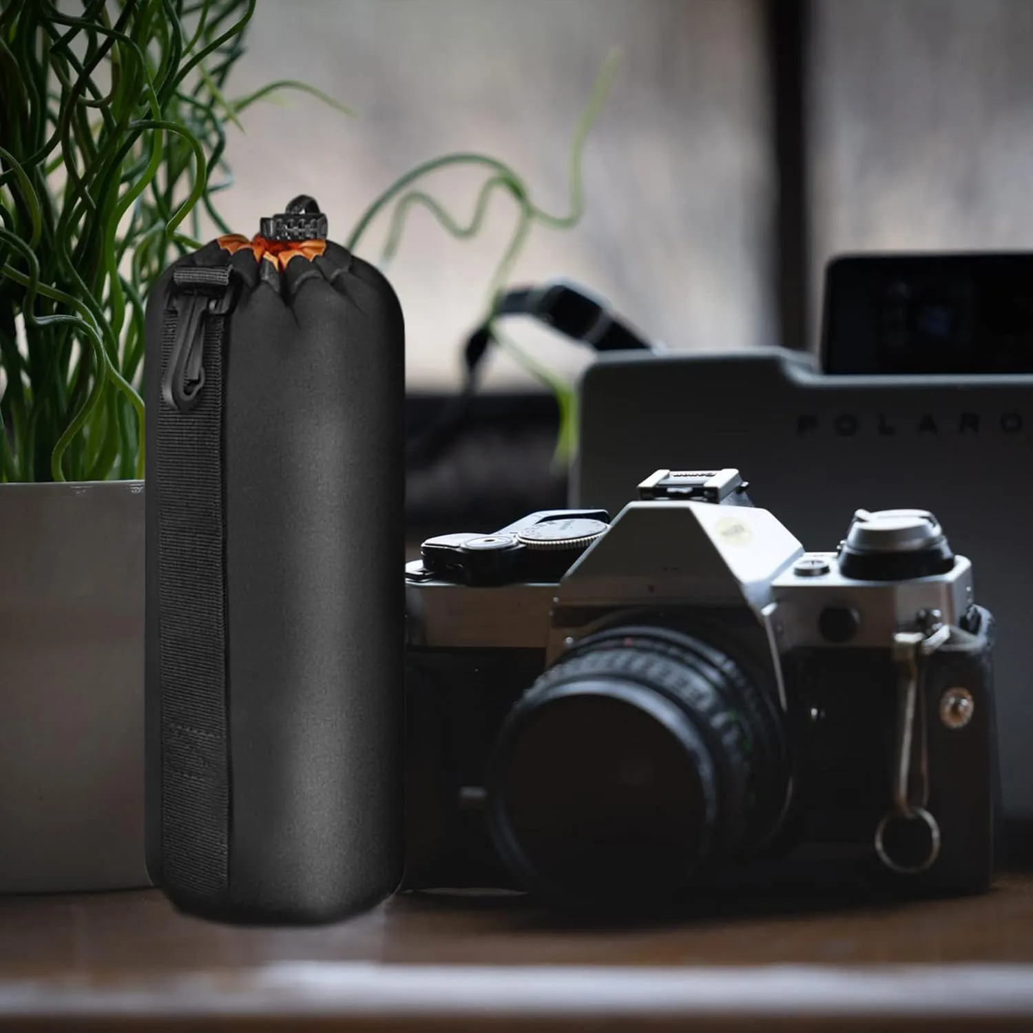 Mobestech 2pcs Professional DSLR Camera Lens Pouch Neoprene Bag Buckle Safe Transport for Camera Lens Water Resistant Case
