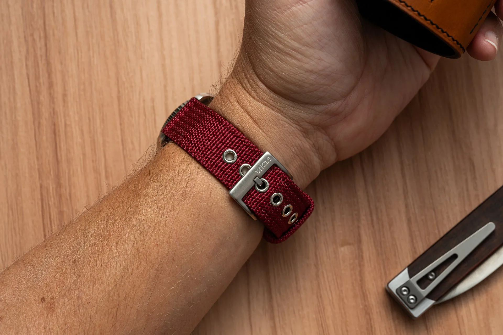 Rugged 2-Piece Nylon Strap (20/22mm)