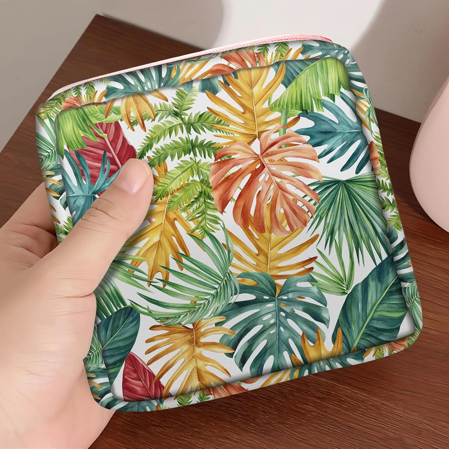Travel Makeup Bag, Cute Cosmetic Bag Toiletry Bag for Women, Mini Make Up Pouches, Purse Cosmetic Organizer Cute Colorful Palm Leaf