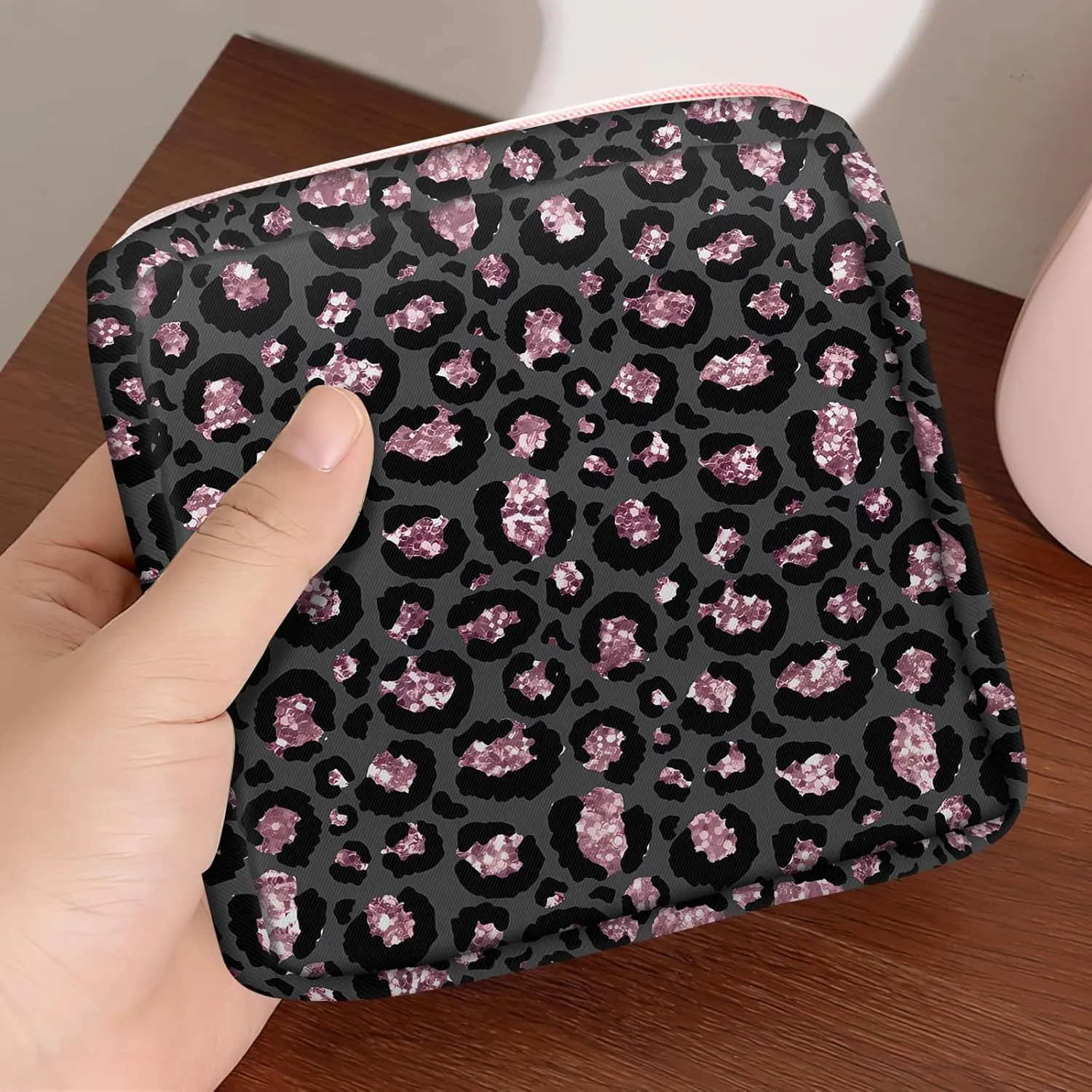 Travel Makeup Bag, Cute Cosmetic Bag Toiletry Bag for Women, Mini Make Up Pouches, Purse Cosmetic Organizer Luxury Pink Black Leopard