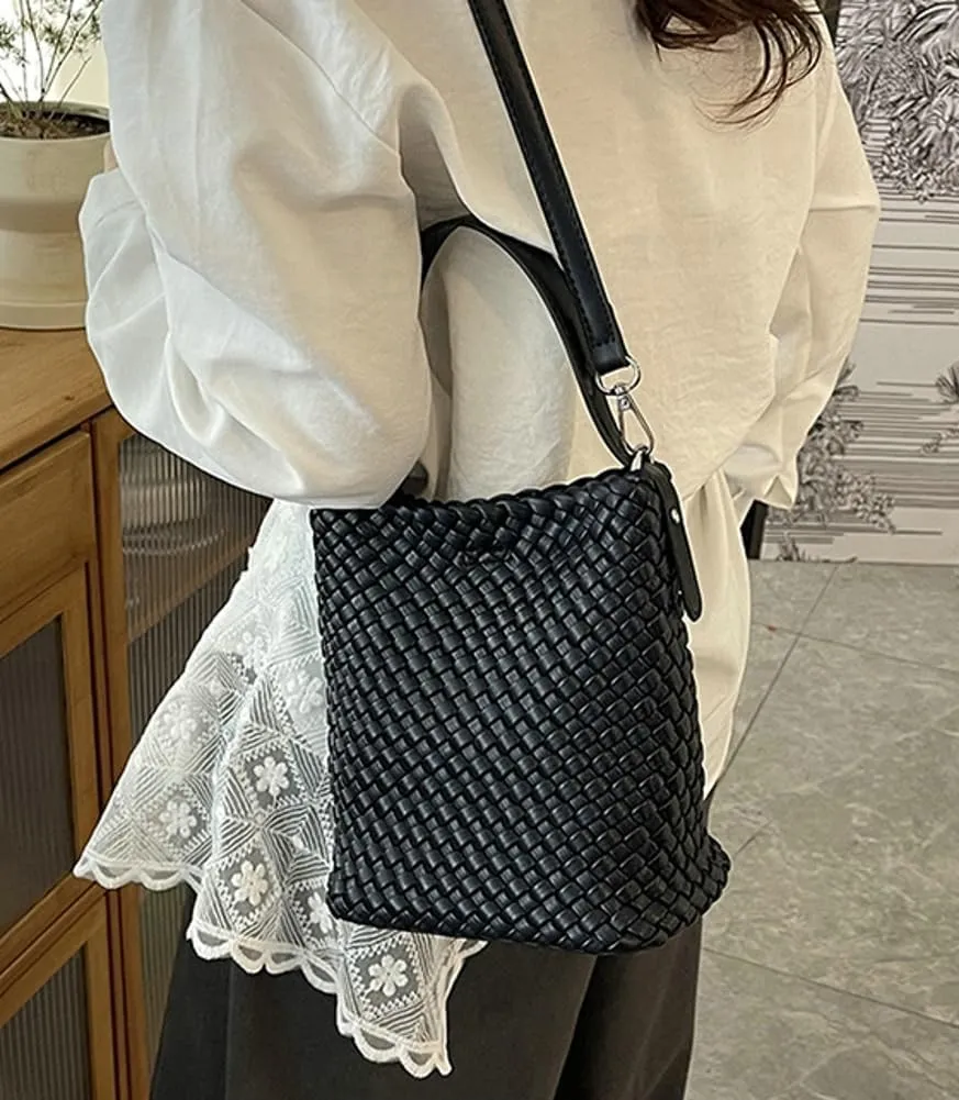 Woven Crossbody Purse Clutch for Women Trendy Woven Tote Bags Shoulder Hobo Bag Satchel Mini PU Leather Top-Handle Handbag